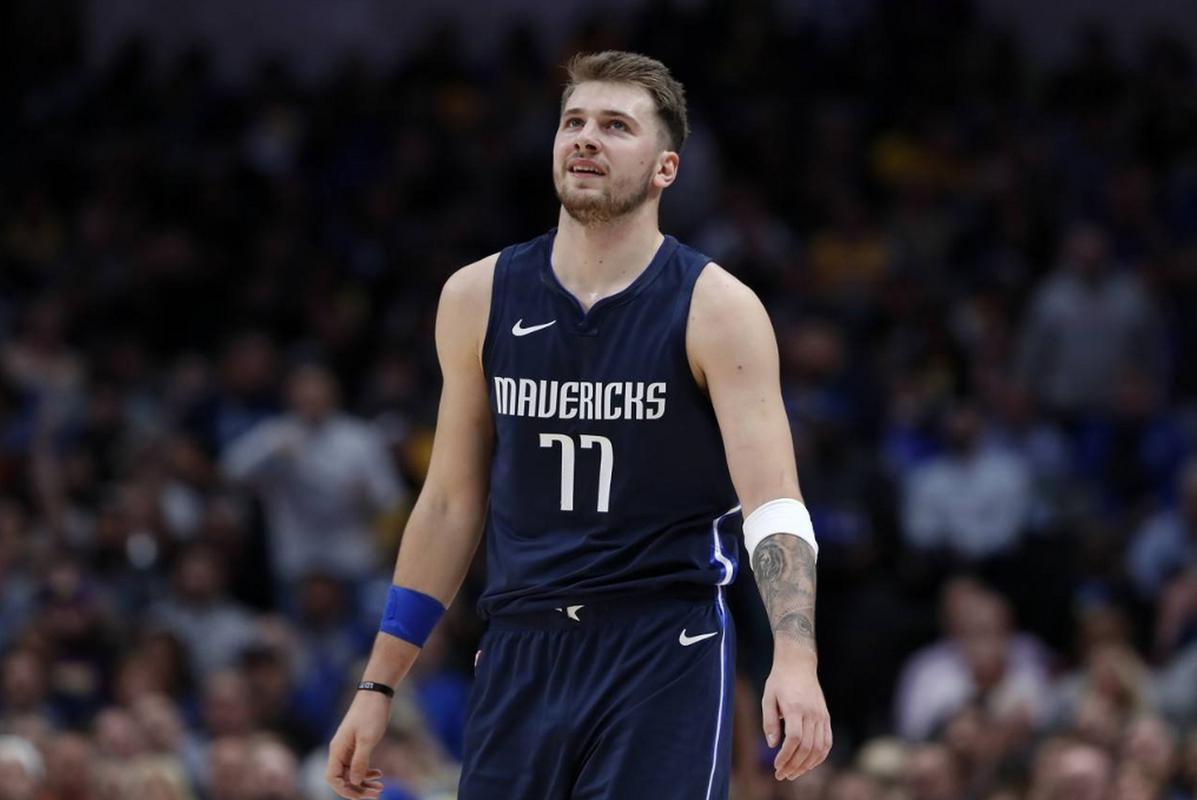 的比赛中展 的比赛中展