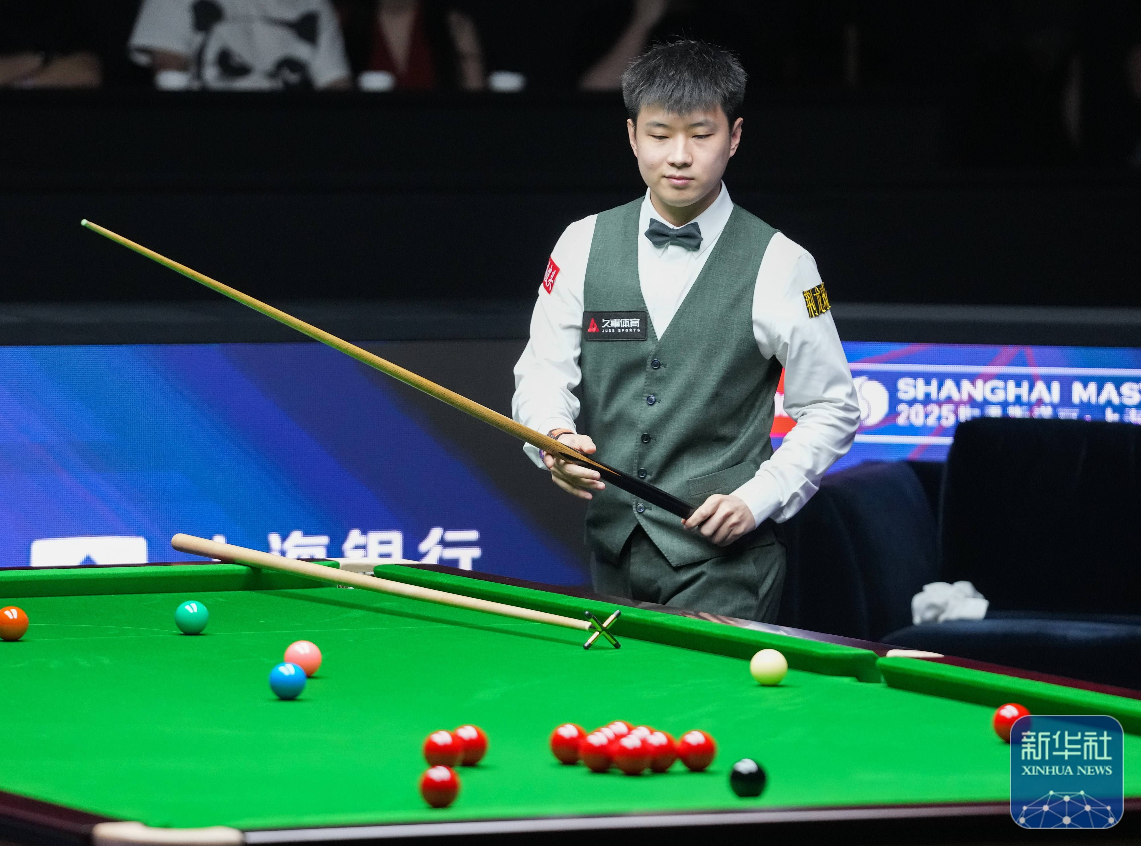 单独领先的 单独领先的