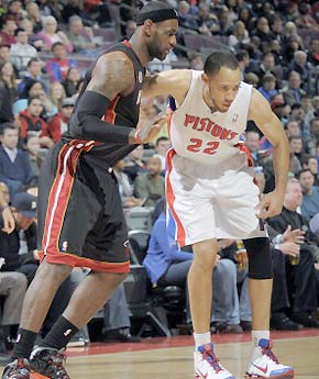 鲁能在联赛 鲁能在联赛