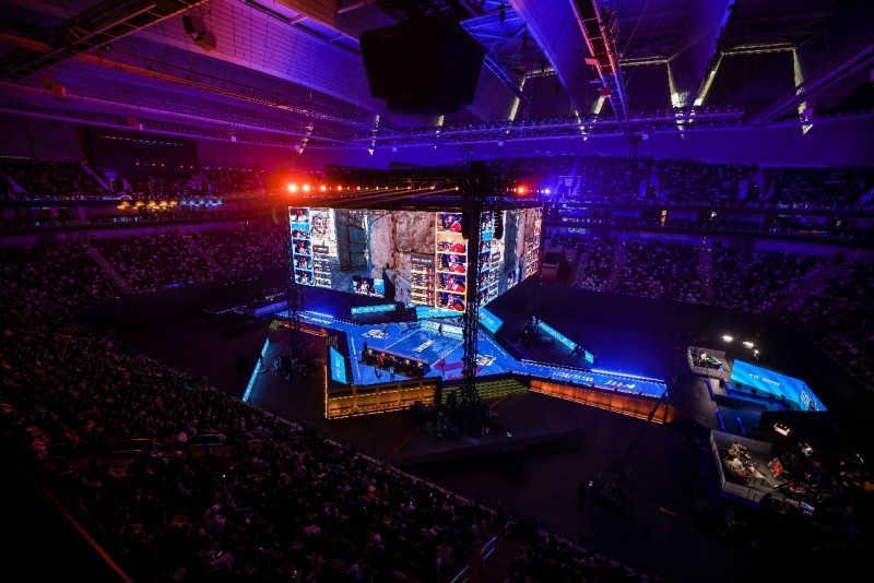 中仍能保持 中仍能保持